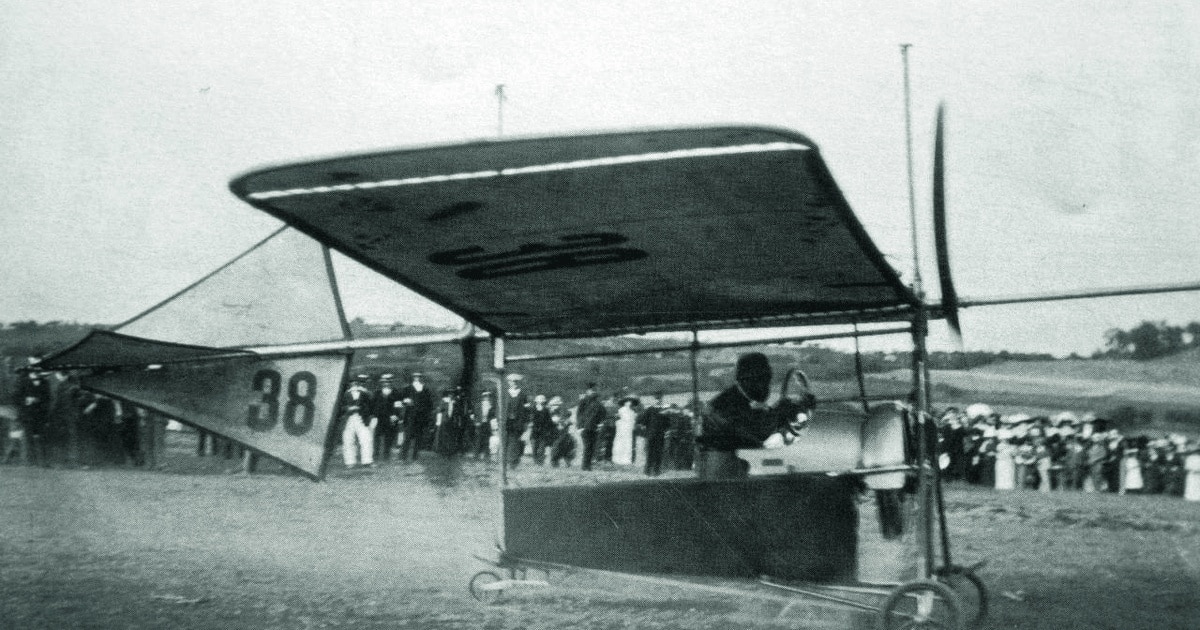 Aurel Vlaicu concurează împotriva lui Roland Garros