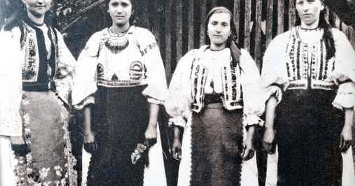 O expoziție inedită: „Oameni, locuri, tradiţii, obiceiuri”