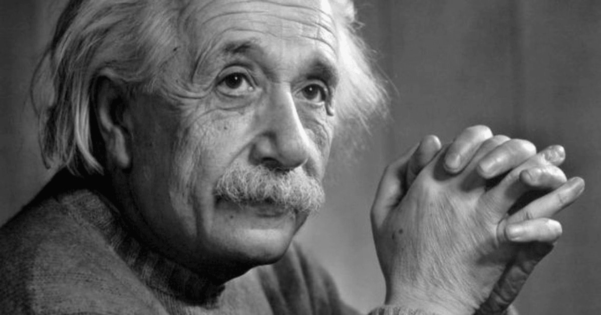 Un manuscris al lui Albert Einstein în care calcula teoria relativităţii a fost vândut la licitaţie pentru o sumă record