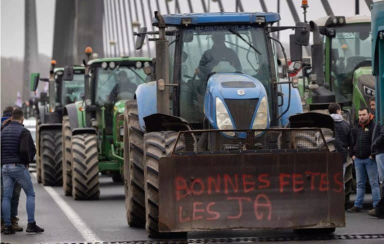 Protestele fermierilor se extind în UE și se radicalizează – Opoziție față de piața liberă