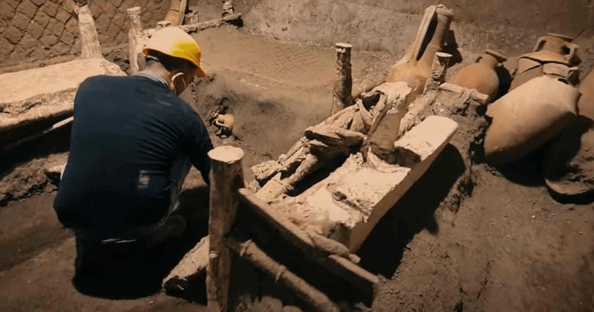 VIDEO // Descoperire rară pe şantierul arheologic de la Pompei: o „cameră a sclavilor