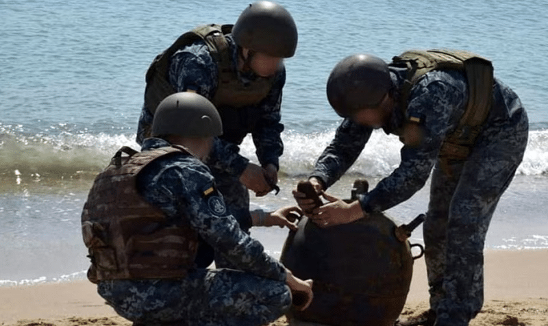 Acord trilateral pentru deminarea apelor din Marea Neagră