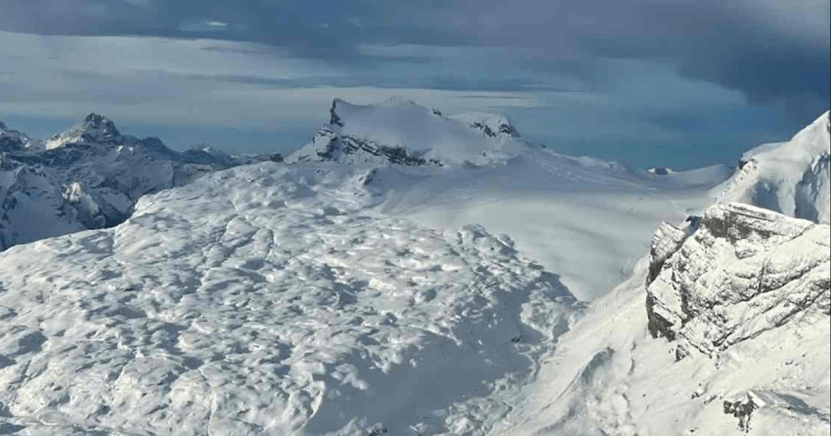 O trecătoare alpină acoperită de gheaţă peste 2.000 de ani a ieşit la suprafaţă în Elveția
