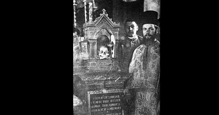 Necunoscuta poveste a raclei în care s-au odihnit osemintele voievodului Mihai Viteazul