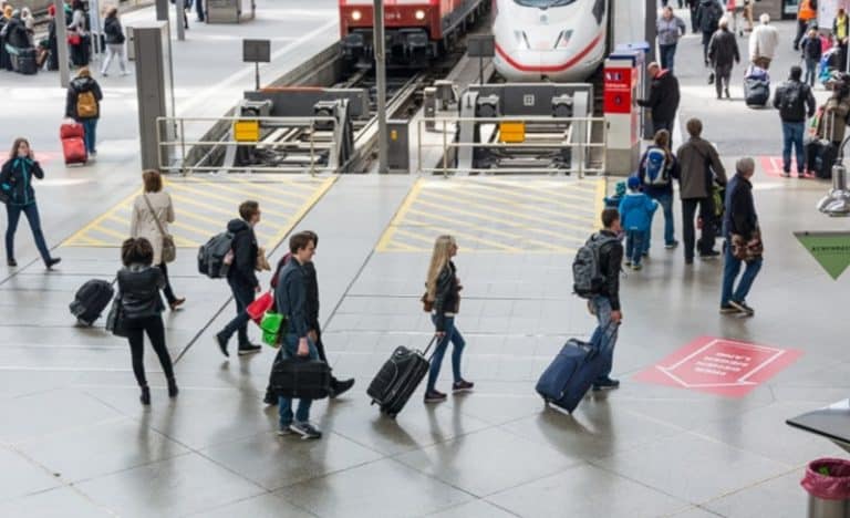 românii, polonezii, italienii. Specificul fiecăruia și statele de adopție preferate