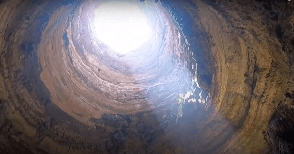 „Puțul Iadului” din Yemen, explorat în premieră de speologi