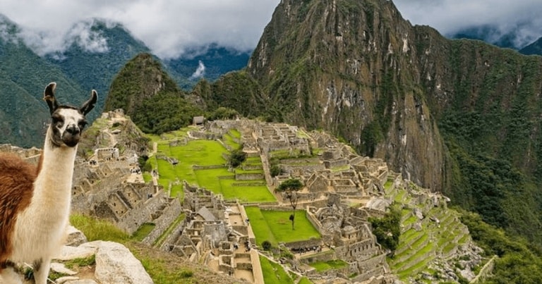 110 ani de când a fost descoperit Machu Picchu, orașul-templu al incașilor și unul dintre cele mai enigmatice locuri din lume