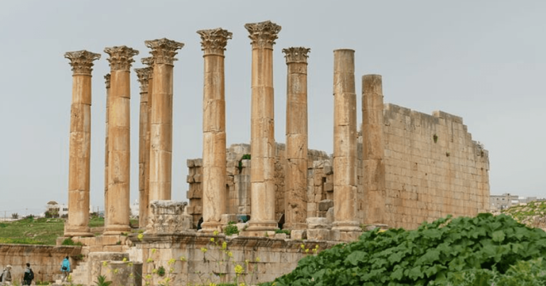 Știați care este legătură dintre dispariția uneia dintre cele 7 minuni ale lumii antice și Alexandru Macedon?