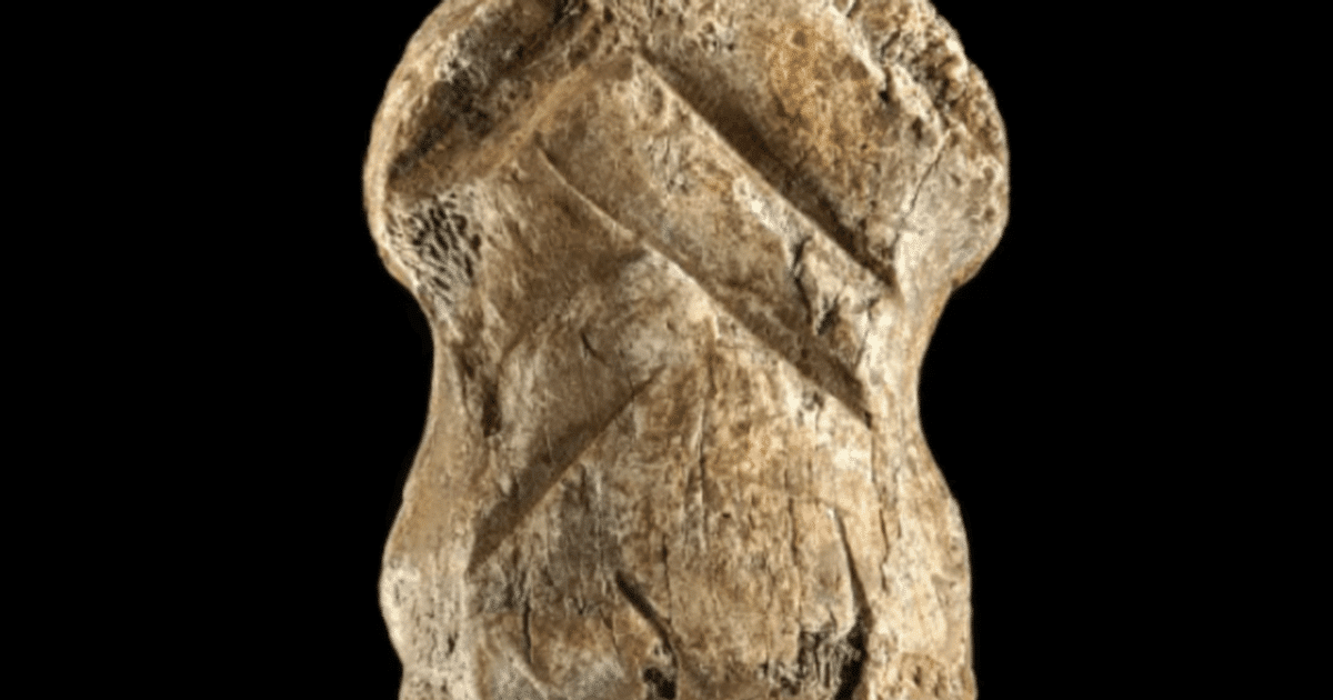Un os preistoric sculptat ar putea fi cea mai veche lucrare de artă din lume descoperită vreodată