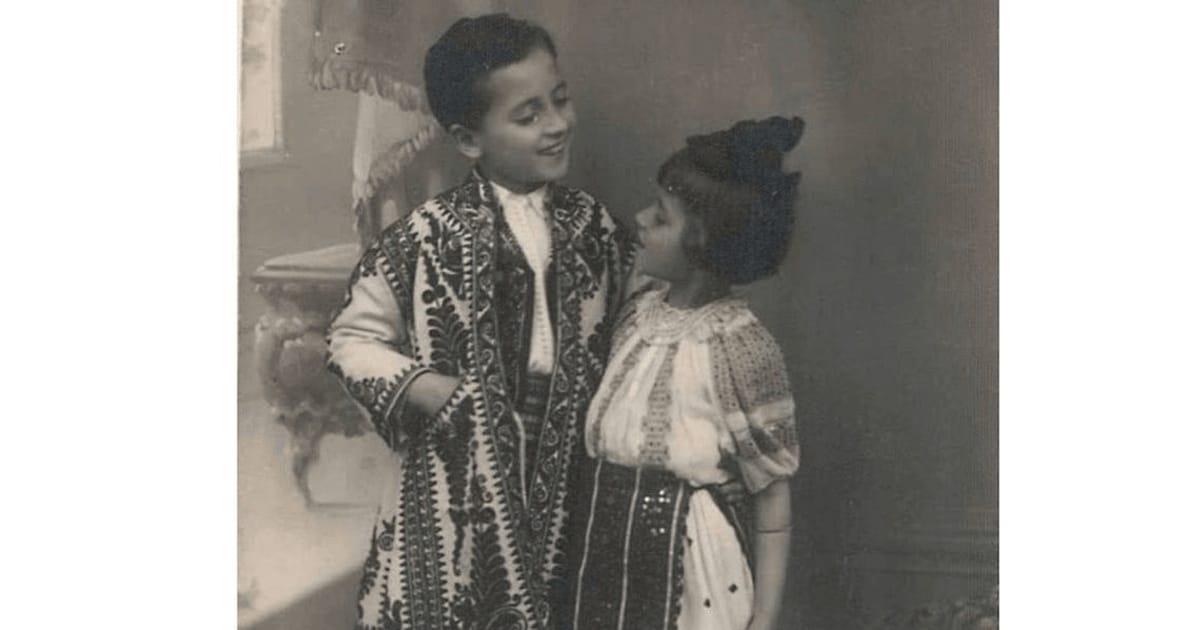 Cum arăta costumul popular din sudul României în anii `40