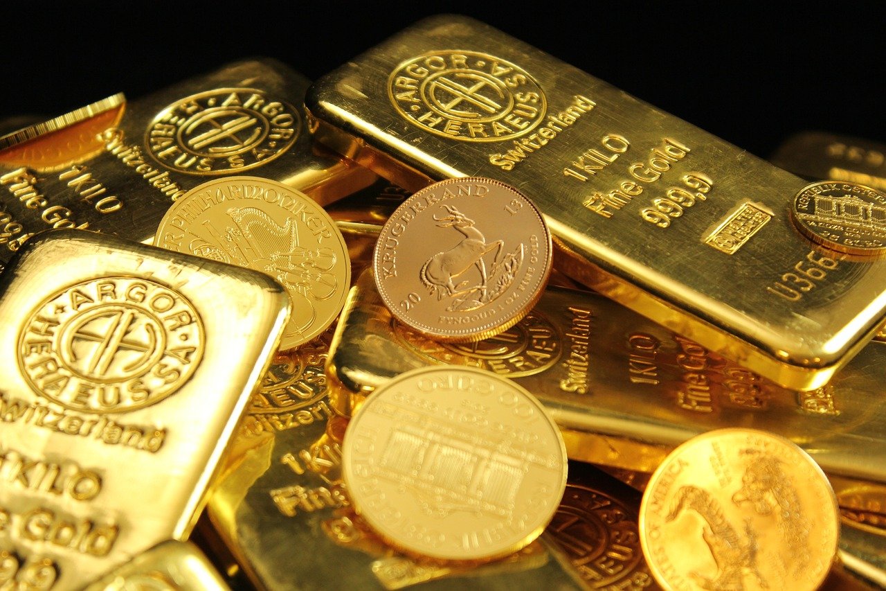 Maxime record la aur și Bitcoin