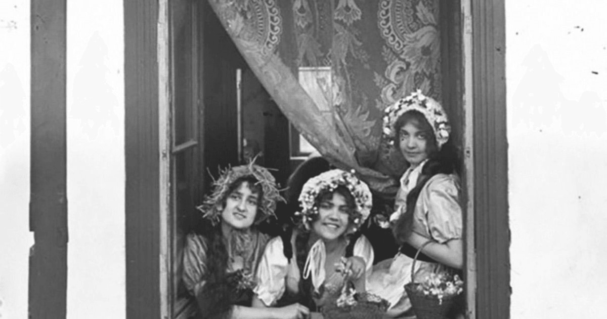 Vara la țară. O fotografie de colecție din istoria literaturii române