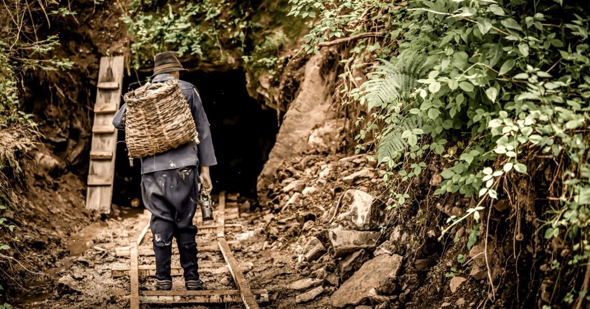 Paradoxul aurului din Munții Apuseni: metal scump, mineri săraci