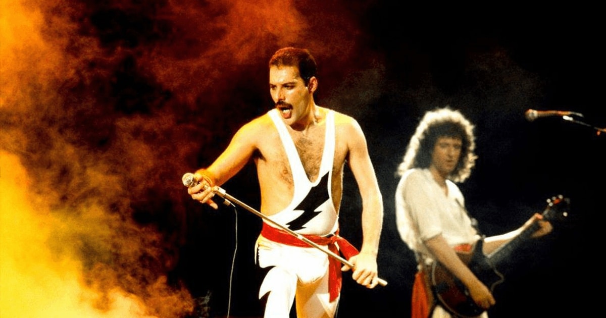 VIDEO/ Imagini inedite cu Freddie Mercury şi o piesă din arhiva Queen, oferite publicului la 28 de ani de la moartea artistului