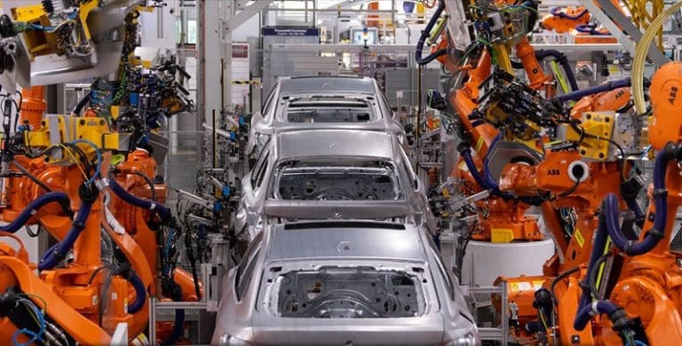 De ce pierde Europa cursa productivității