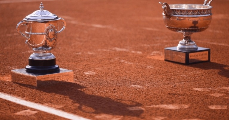 Istoria trofeelor de la Roland Garros