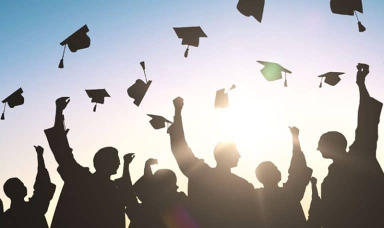 Analiză / Cum vrea guvernul să crească numărul de intelectuali pe cap de locuitor și care sunt problemele reale care-l împiedică