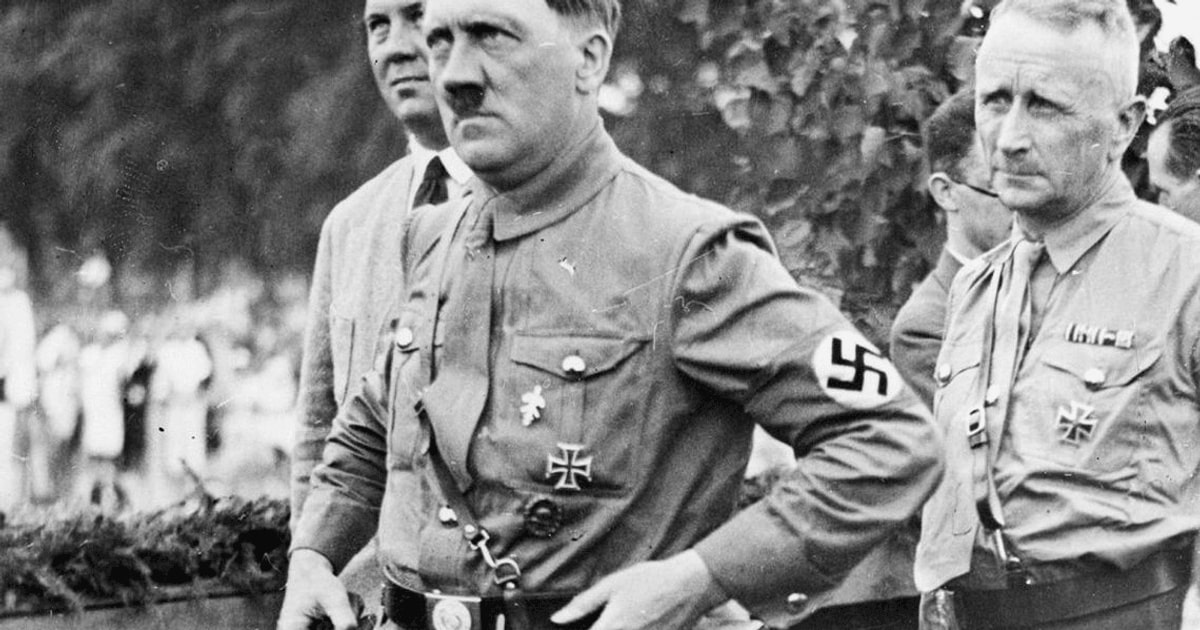 Lenjeria intimă a lui Hitler, vândută pe câteva mii de dolari
