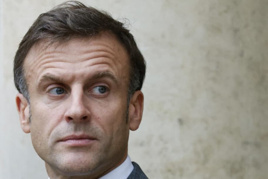Emmanuel Macron dizolvă parlamentul și convoacă alegeri anticipate