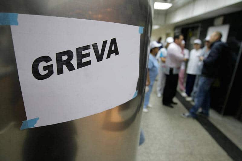 Stânga are alte treburi: Drepturile lucrătorilor din Europa, în declin mai rapid în decât în alte părţi