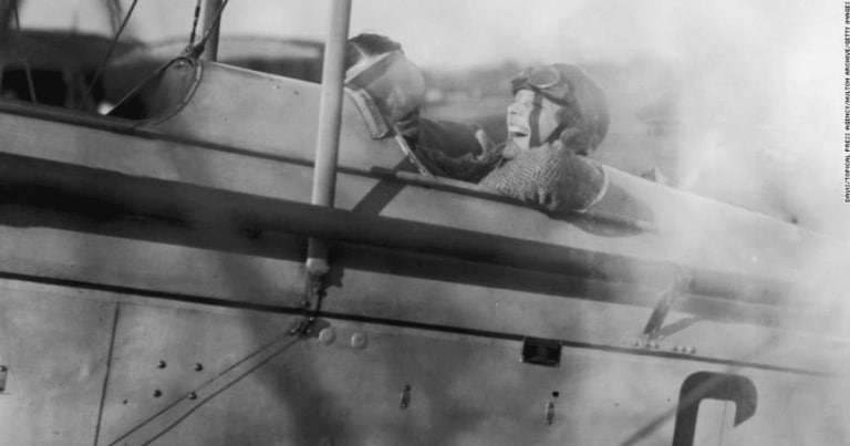 Scheletul Ameliei Earhart descoperit pe o insulă din Pacific. Transmisii S.O.S ies la iveală