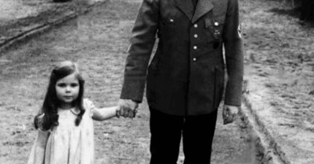 Fuhrerul o adora pe micuța Helga Goebbels
