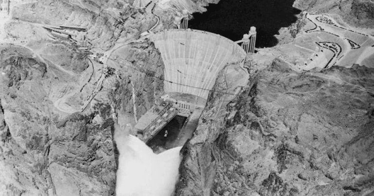 FOTO Marele baraj împotriva naturii. Cum s-a construit barajul Hoover