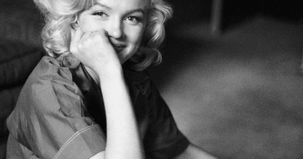 “Gentlemenii preferă blondele”. Fotografii inedite ale frumoasei Marilyn Monroe expuse la Londra