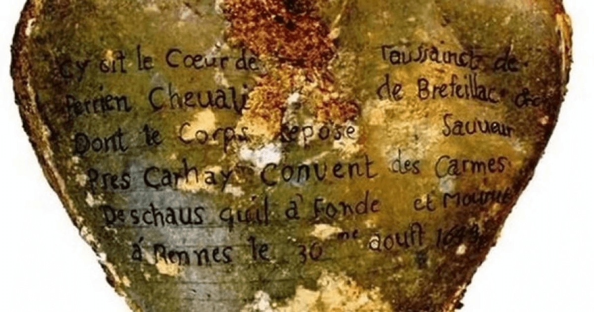 Inimi îmbălsămate găsite sub o mănăstire franceză