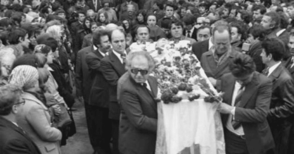 ce i-a adus, de fapt, sfârşitul lui Eminescu. Sadoveanu, asasinat de un mason?