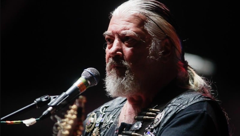 A murit Nicu Covaci, liderul trupei Phoenix