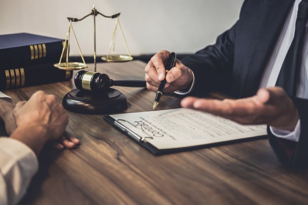 Numărul companiilor de impact intrate în insolvență în S1 2024, dublu față de S1 2023: Cauzele și sectoarele afectate