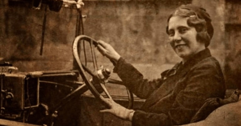 Cum s-a emancipat femeia in societatea romaneasca, de la 1930 pana astazi