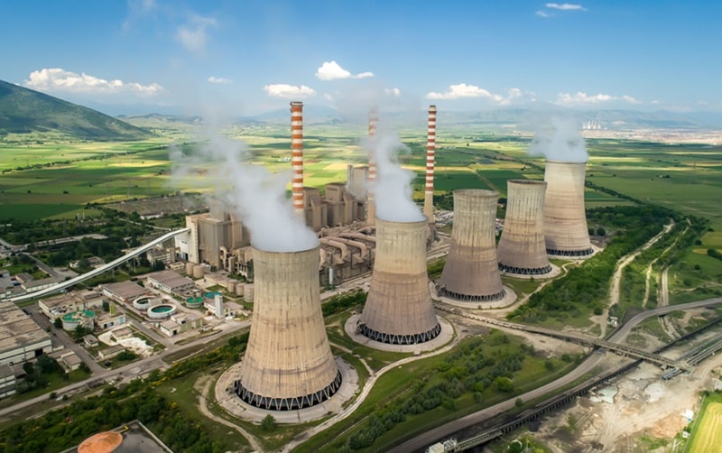 Companiile de AI investesc masiv în energia nucleară pentru uriașul necesar de electricitate. În 2030 tech-ul va înghiți un sfert din energia SUA