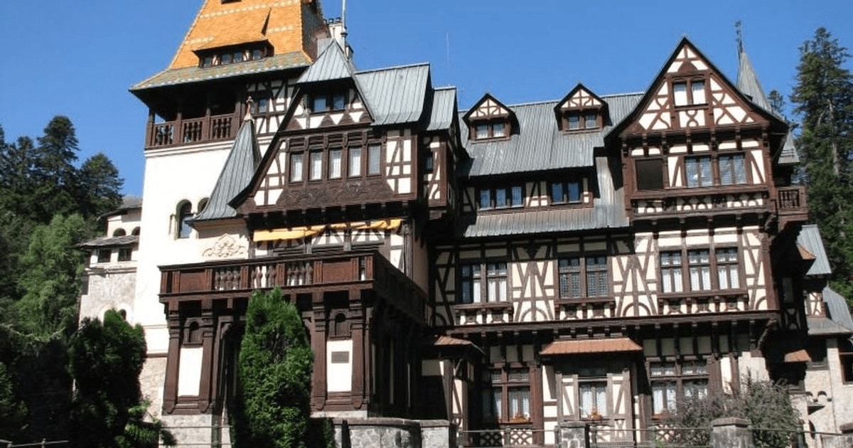 FOTO/ Cum s-a construit Castelul Pelişor. Secretele unui proiect unic comandat de Carol I