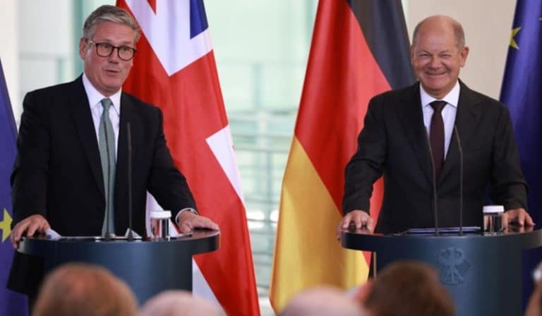 Premierul britanic ia la picior cancelariile UE, pentru resetarea relațiilor economice. Berlin