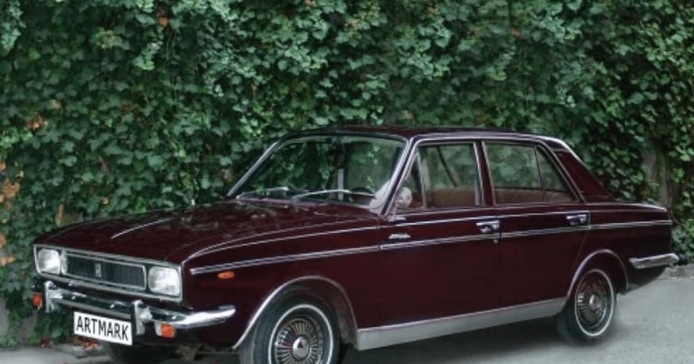 Artefacte dacice din secolul II-III e.n şi o limuzină a lui Ceauşescu, prezentate la Artmark