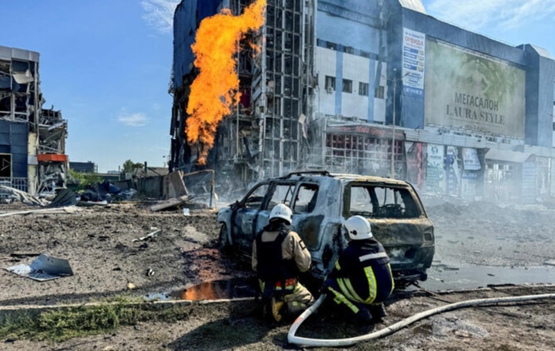 Măcel la Poltava – 41 de morți şi 180 de răniţi într-un atac rusesc cu rachete asupra unui institut militar ucrainean