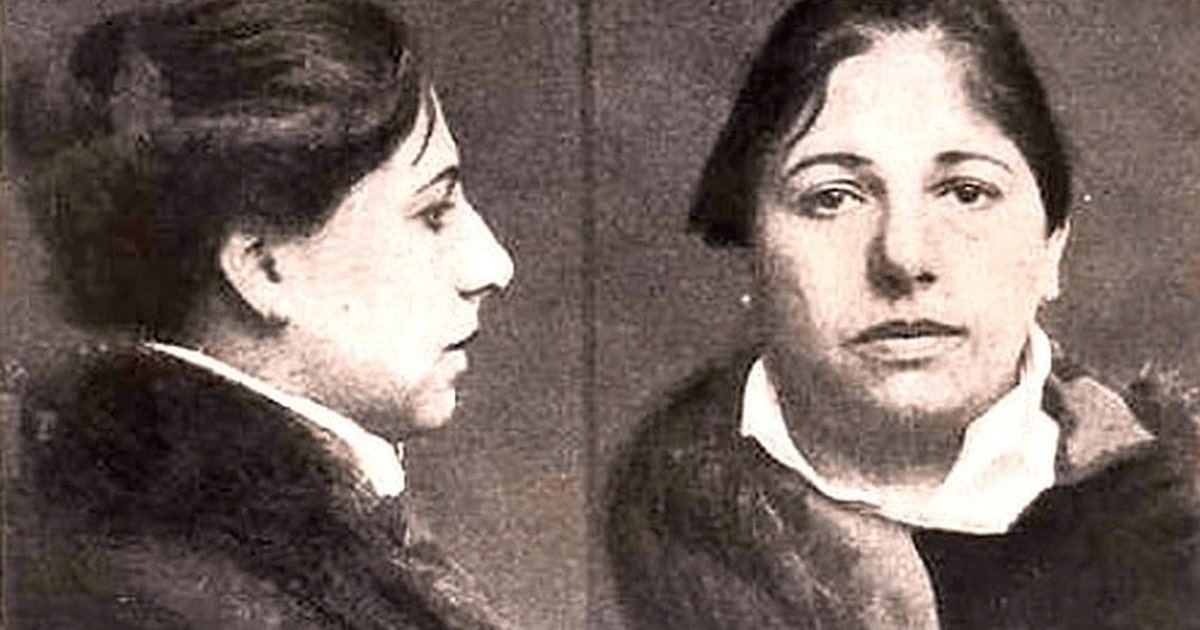 Mata Hari, de pe scenă în faţa plutonului de execuție