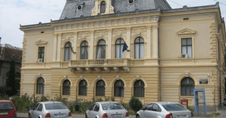 Cine era misteriosul protejat al regilor României