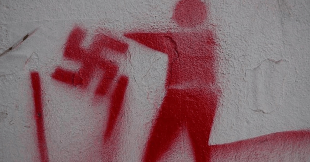 TOP 8 Arme ”infantile” folosite împotriva nazismului