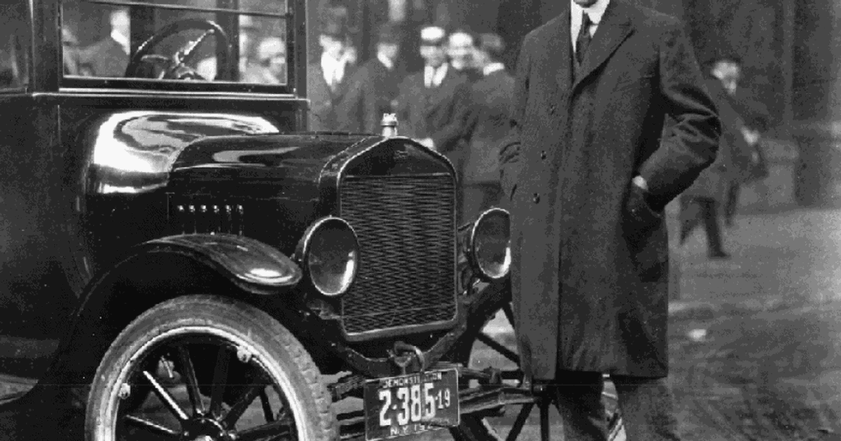Legatura dintre Hitler si Henry Ford, cel mai mare antisemit al Americii