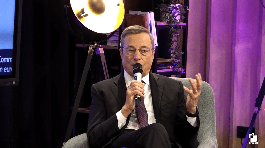 50% din PIB-ul UE depinde de comerț, față de 27% SUA și 37% China