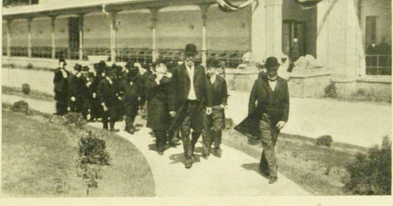 profesorul care și-a împușcat soția și pe amantul ei, când petreceau la băi