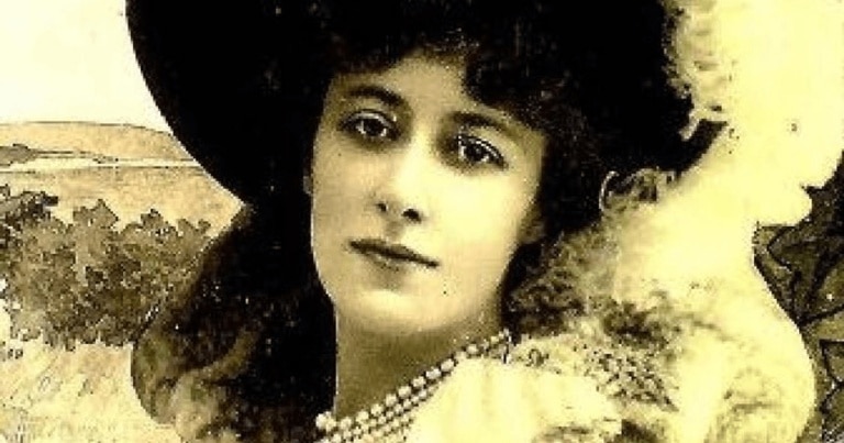 Cocotele pariziene – despre seducție în Belle Epoque