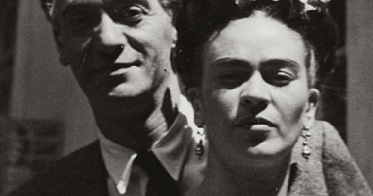 350 de fotografii din arhiva cuplului Frida Kahlo şi Diego Rivera vor fi restaurate