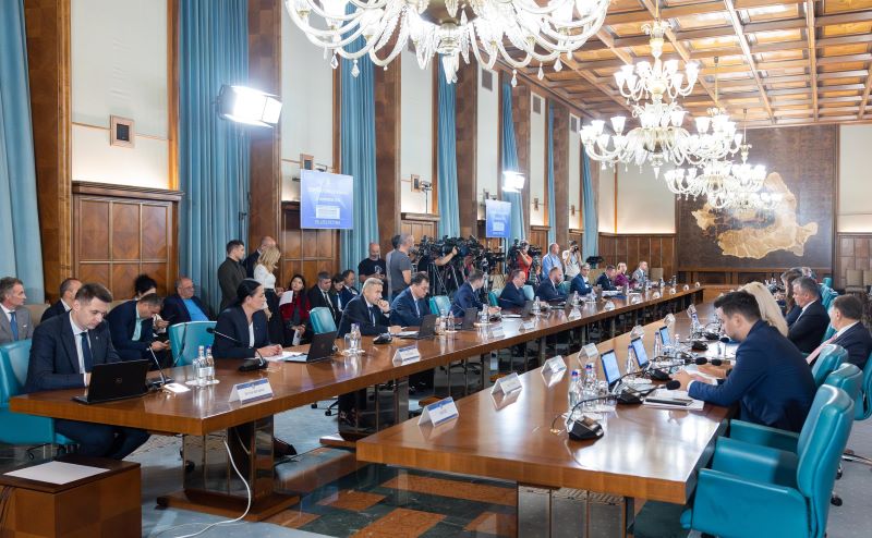 Guvernul amână creșterea impozitelor locale, a amenzilor pentru lipsa codului QR de pe bonuri. Calendar nou de creștere a accizelor la bere