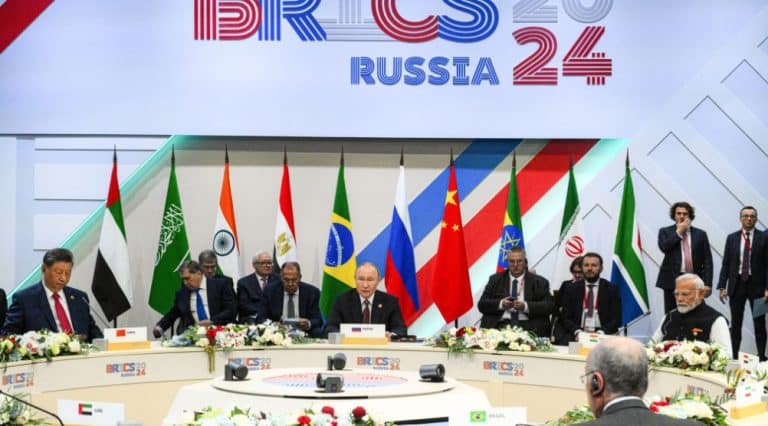 BRICS / Antonio Guterres i-a cerut lui Putin să facă ”o pace justă” cu Ucraina