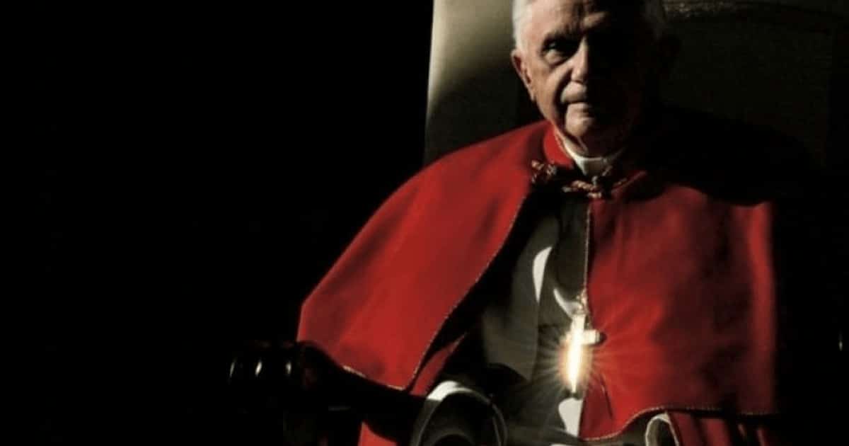 Poveştile ciudate ale celorlalţi patru Papi care au demisionat în ultimul mileniu