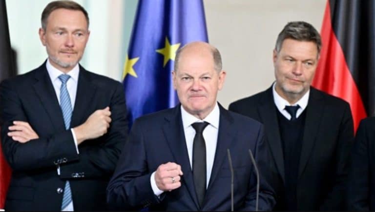 Criză guvernamentală în Germania – Guvern minoritar SPD-Verzi după ce liberalii au fost scoși din coaliție